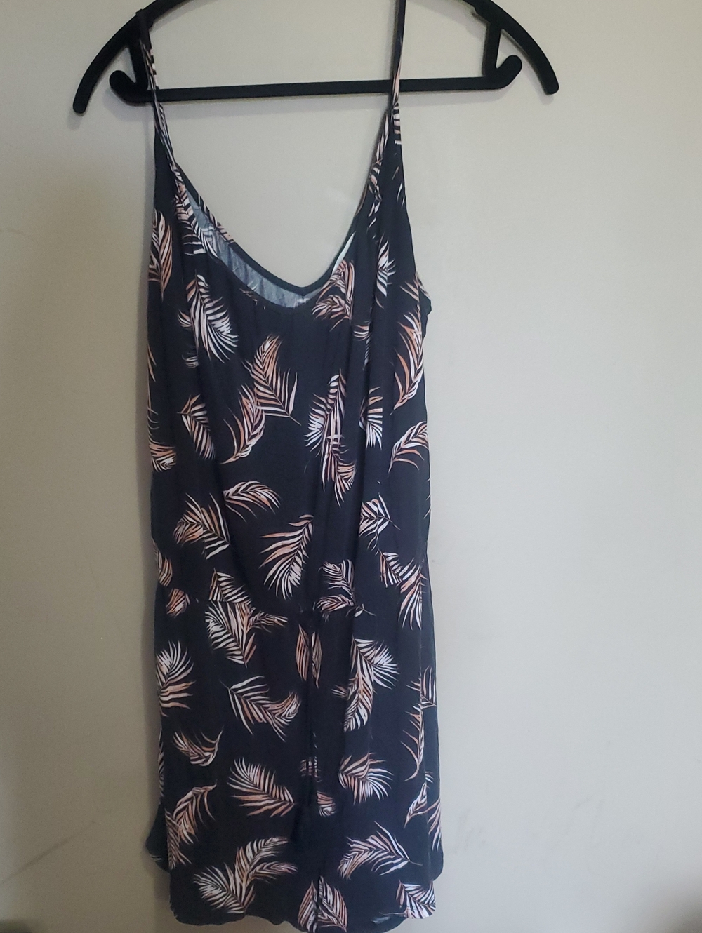 H&M Women’s Black Romper with Pink Leaf Print Size Large